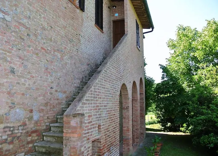 “il Nespolino” Tuscan Siena