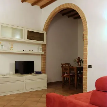 Lägenhet “il Nespolino” Tuscan *